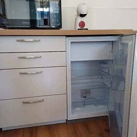 Дом отдыха Charmante Maison, Entiere Au Calme, Sud Avec Jardin *