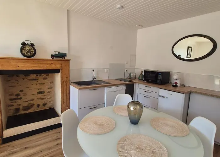 Charmante Maison, Entiere Au Calme, Sud Avec Jardin Chanteloup (Ille-et-Vilaine)